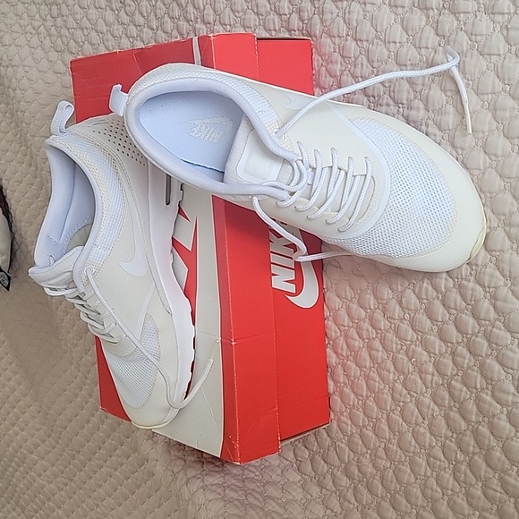 Nike Air Max Thea White / Blanc Sneaker - Picture 2 of 14